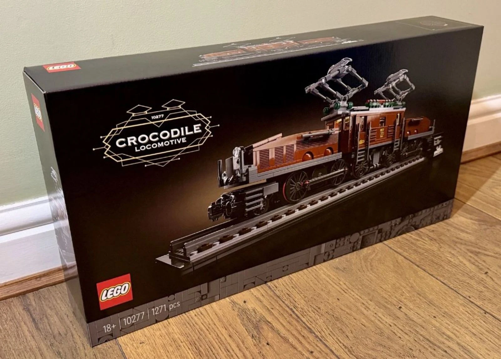 Neuf, scellé jamais ouvert Lego 10277, le train crocodile